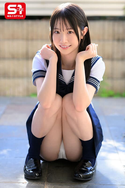 ちょっと前までプロレスごっこしてたガキの妹が最近やたらパンチラしてくる。兄ちゃんどうする…？ GOする！？ 白上咲花